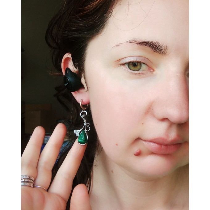 Malachite earrings with ginkgo leaves