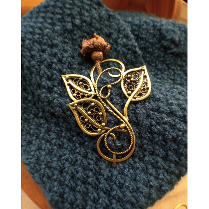 Copper and brass filigree rose brooch