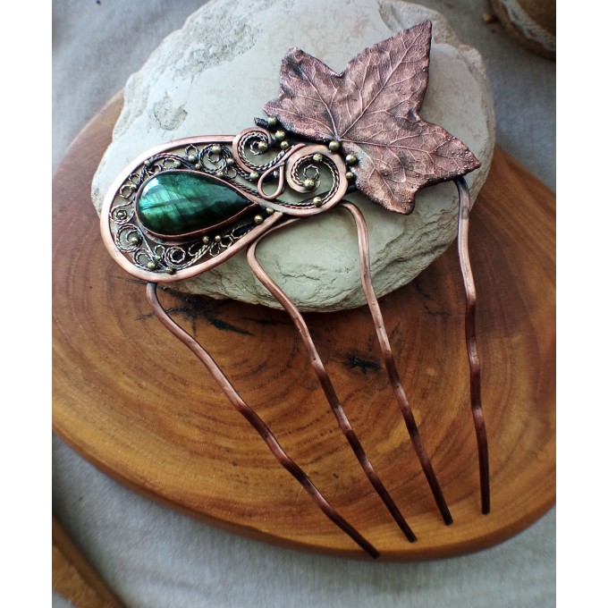 Filigree haircomb with copper ivy leaf and green labradorite