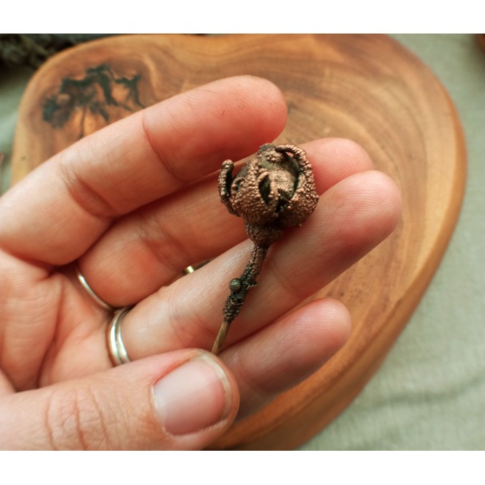 Copper rose and heart brooch