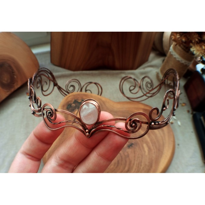 Elven tiara with rose quartz