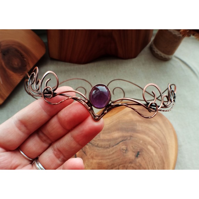 Elven tiara with amethyst