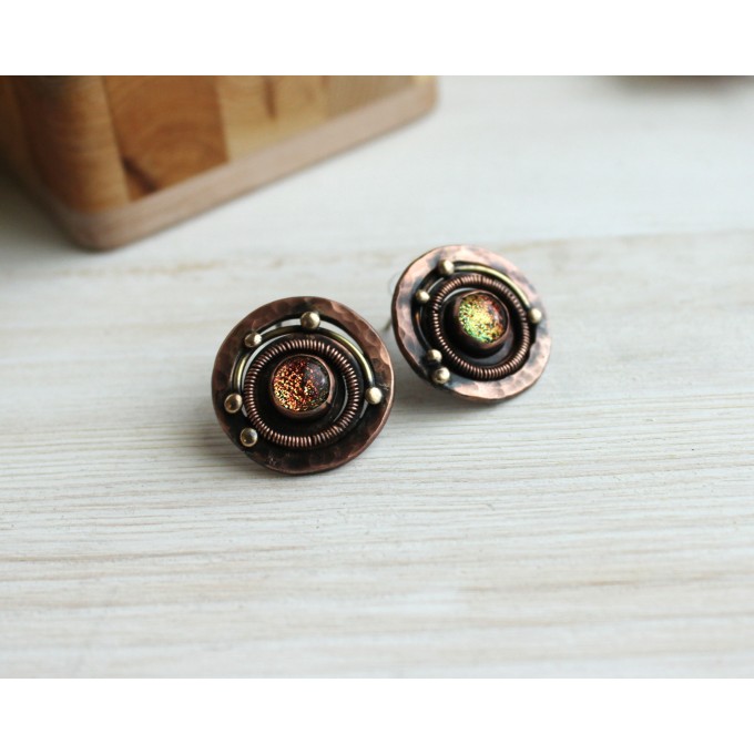 Copper steampunk earrings with glass